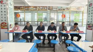 家校協(xié)同，專業(yè)賦能，共筑校園“舌尖安全”防線